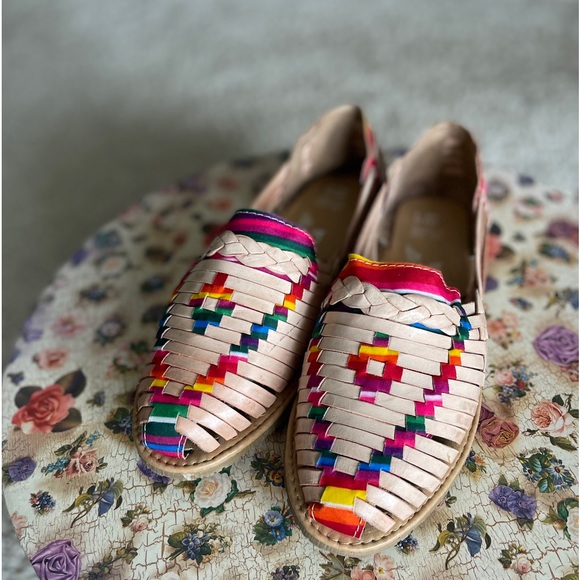 Shoes - NWOT Leather Loafers 8